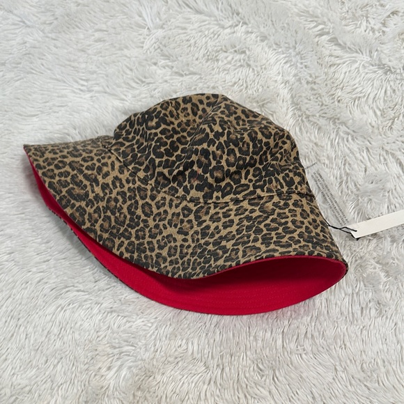 Olive & Pique Accessories - 🎻 NWT Olive & Pique Bucket Hat